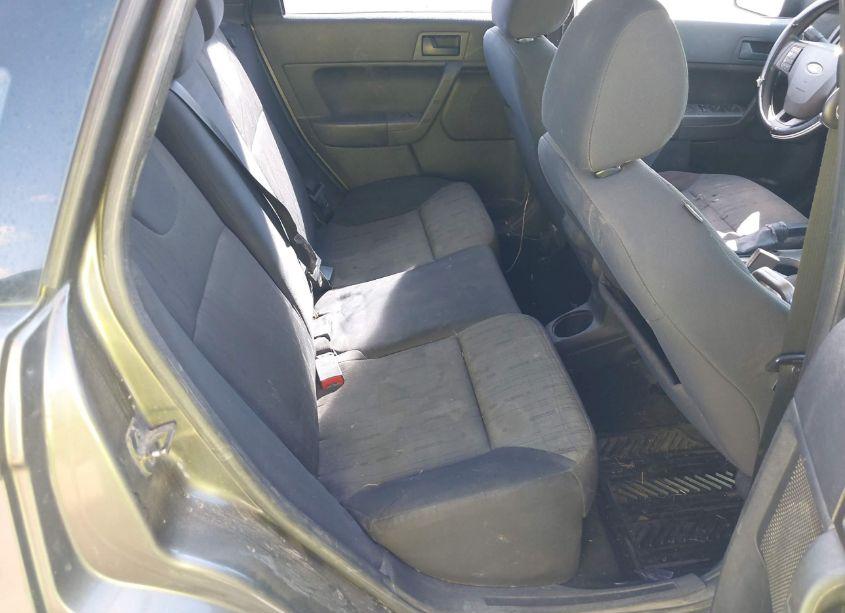 Photo 8 of 2009 Ford Focus SE (VIN 1FAHP35N09W244414)