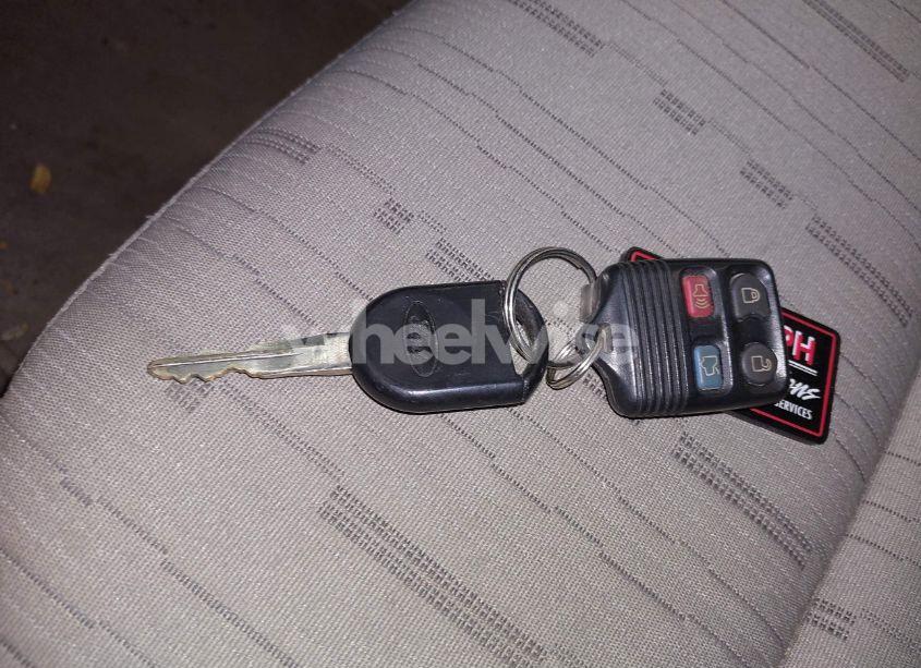 Photo 11 of 2009 Ford Focus SE (VIN 1FAHP35N09W247474)