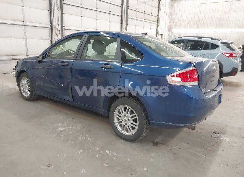 Photo 3 of 2009 Ford Focus SE (VIN 1FAHP35N09W247474)