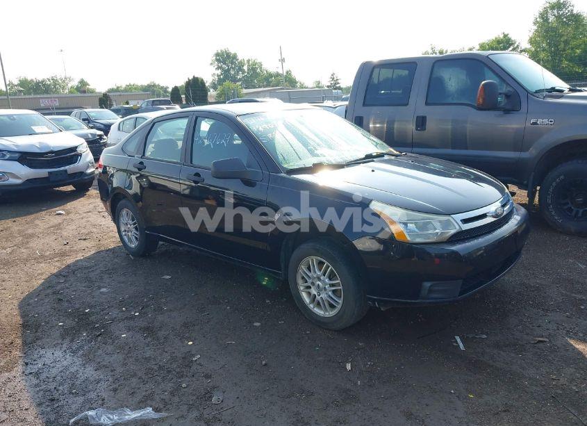 2009 Ford Focus SE (VIN 1FAHP35N09W248026) main photo