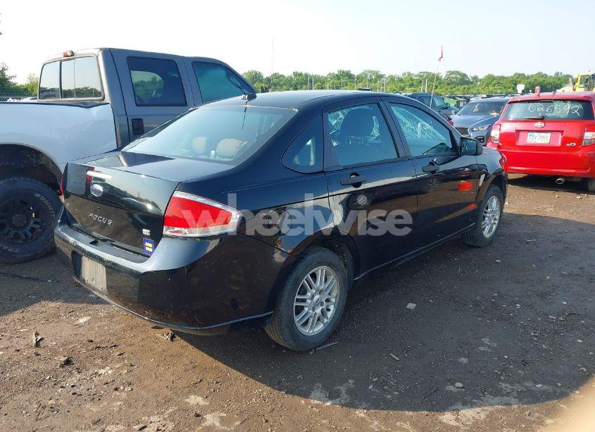 Photo 4 of 2009 Ford Focus SE (VIN 1FAHP35N09W248026)