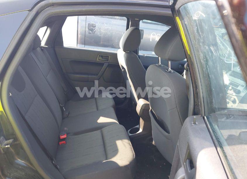 Photo 8 of 2009 Ford Focus SE (VIN 1FAHP35N09W248026)