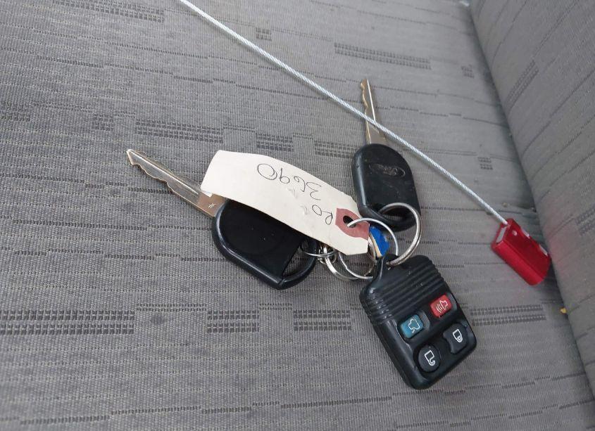 Photo 11 of 2009 Ford Focus SE (VIN 1FAHP35N09W254747)