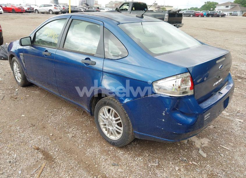 Photo 3 of 2008 Ford Focus SE/SES (VIN 1FAHP35N18W150167)