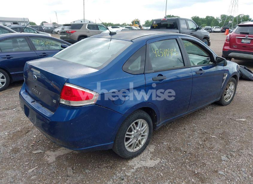 Photo 4 of 2008 Ford Focus SE/SES (VIN 1FAHP35N18W150167)
