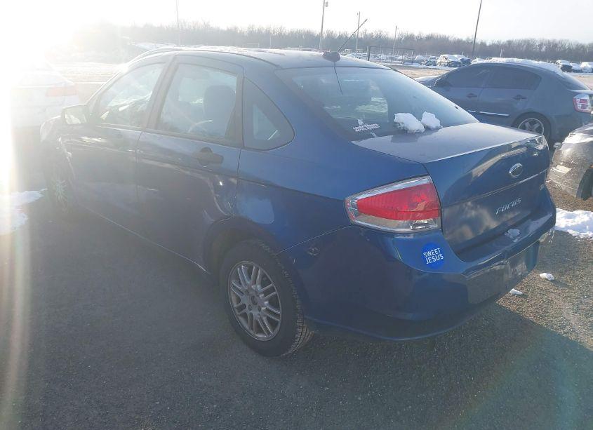 Photo 3 of 2008 Ford Focus SE/SES (VIN 1FAHP35N18W161217)