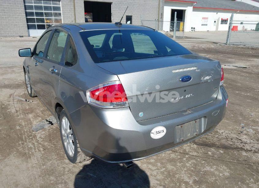Photo 3 of 2008 Ford Focus SE/SES (VIN 1FAHP35N18W181516)