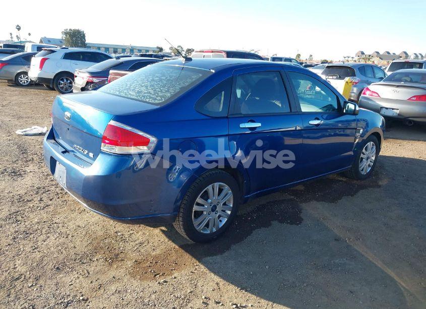 Photo 4 of 2008 Ford Focus SE/SES (VIN 1FAHP35N18W188059)