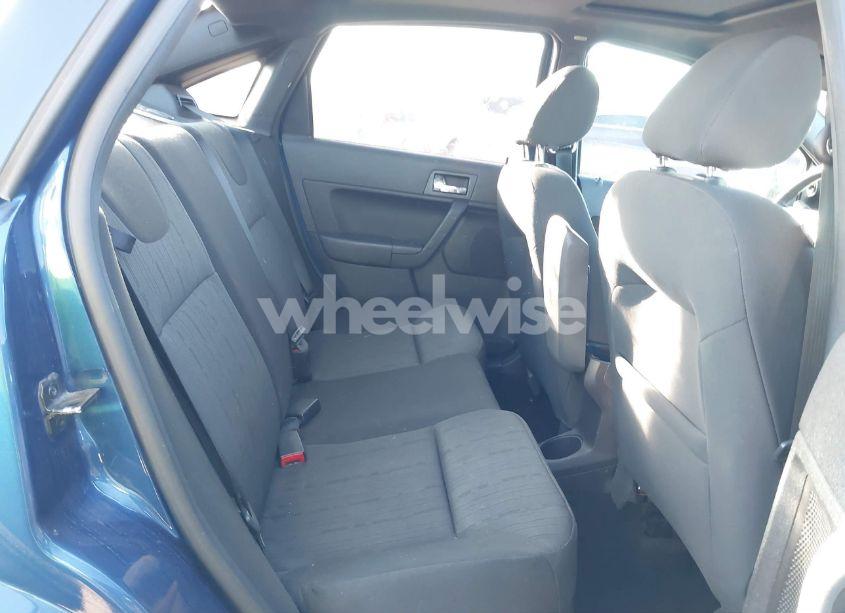 Photo 8 of 2008 Ford Focus SE/SES (VIN 1FAHP35N18W188059)