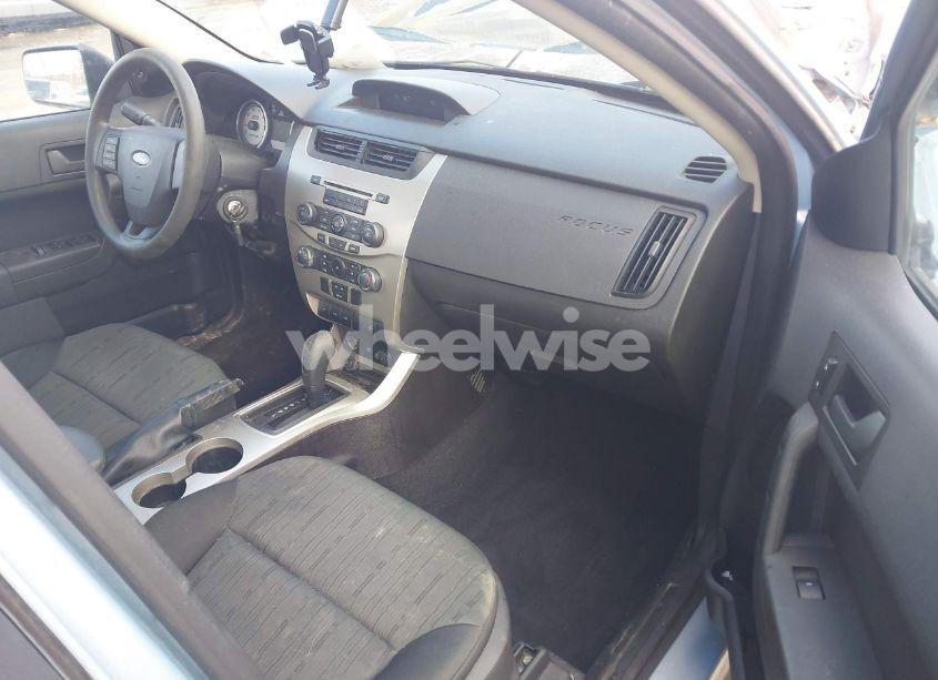 Photo 5 of 2008 Ford Focus SE/SES (VIN 1FAHP35N18W226101)