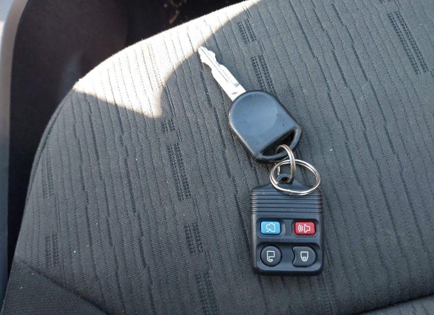 Photo 11 of 2008 Ford Focus SE/SES (VIN 1FAHP35N18W254982)