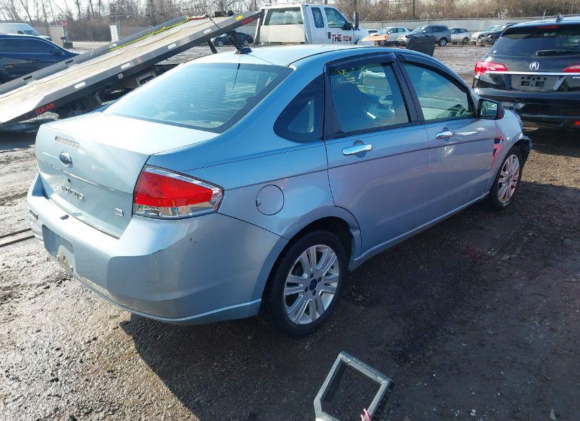 Photo 4 of 2008 Ford Focus SE/SES (VIN 1FAHP35N18W254982)