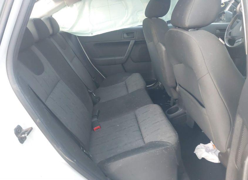 Photo 8 of 2009 Ford Focus SE (VIN 1FAHP35N19W105084)