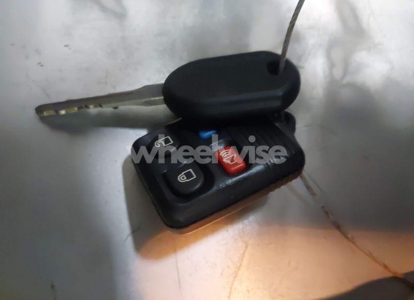 Photo 11 of 2009 Ford Focus SE (VIN 1FAHP35N19W112925)