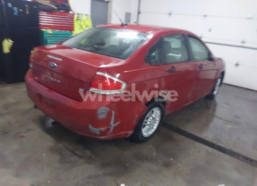 Photo 4 of 2009 Ford Focus SE (VIN 1FAHP35N19W112925)