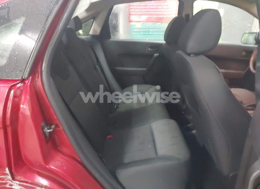 Photo 8 of 2009 Ford Focus SE (VIN 1FAHP35N19W112925)