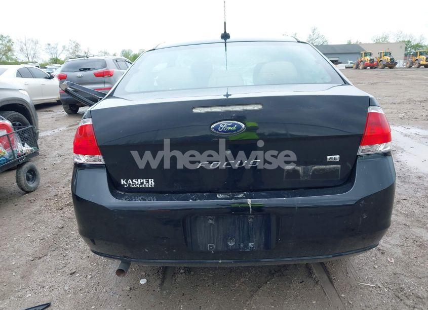 Photo 17 of 2009 Ford Focus SE (VIN 1FAHP35N19W176494)