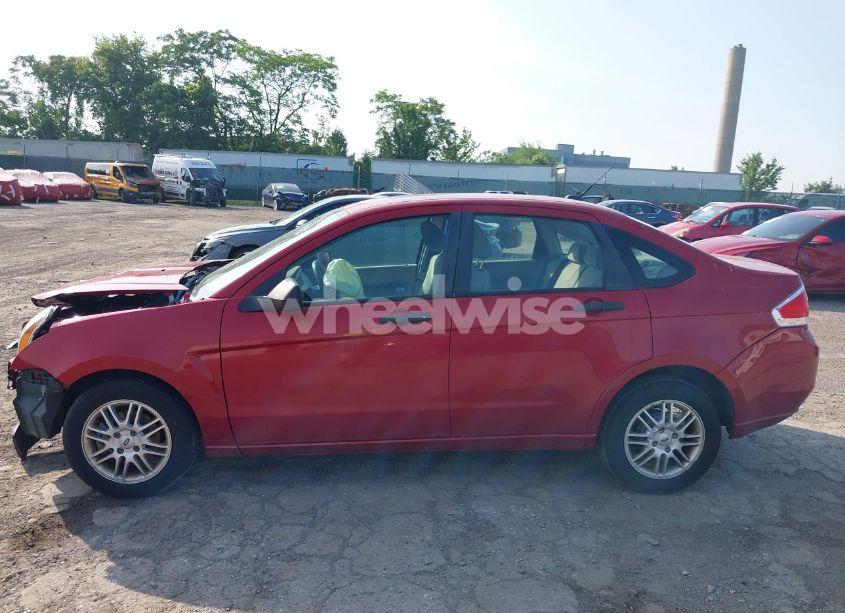 Photo 13 of 2009 Ford Focus SE (VIN 1FAHP35N19W197779)