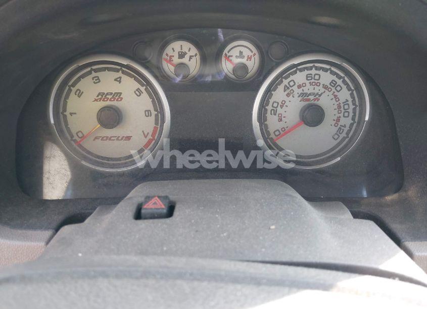 Photo 14 of 2009 Ford Focus SE (VIN 1FAHP35N19W197779)