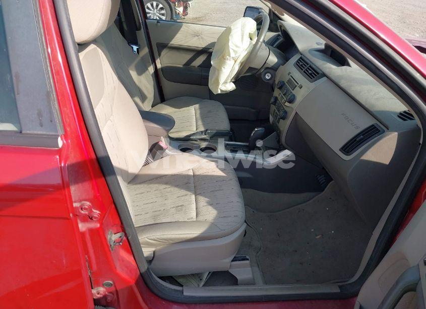 Photo 5 of 2009 Ford Focus SE (VIN 1FAHP35N19W197779)