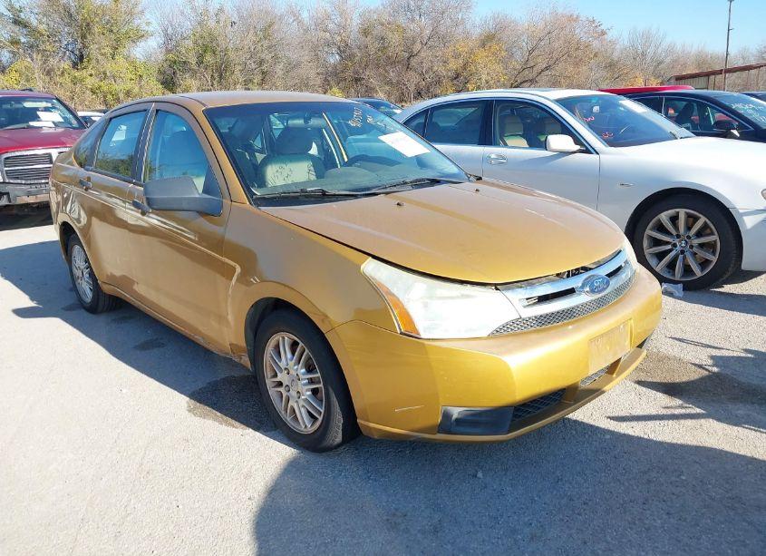 2009 Ford Focus SE (VIN 1FAHP35N19W208408) main photo