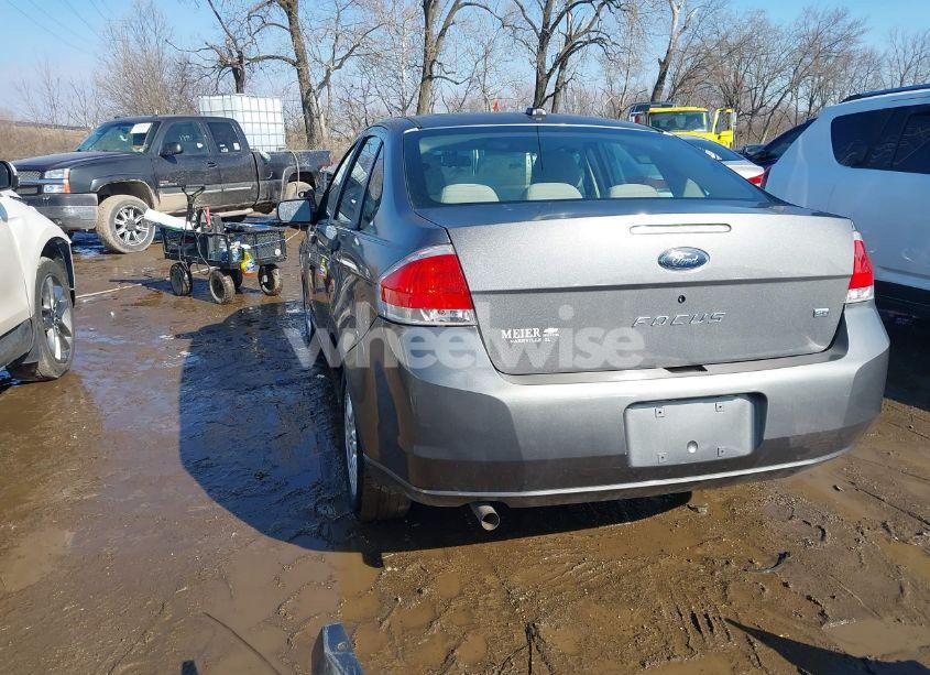 Photo 3 of 2009 Ford Focus SE (VIN 1FAHP35N19W248083)