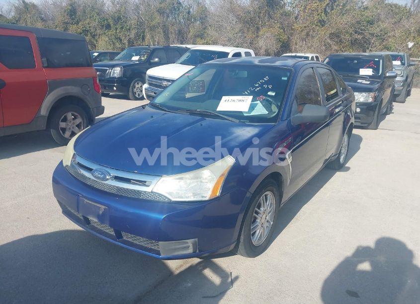 Photo 2 of 2008 Ford Focus SE/SES (VIN 1FAHP35N28W217875)