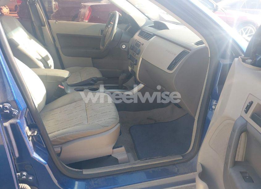 Photo 5 of 2008 Ford Focus SE/SES (VIN 1FAHP35N28W217875)