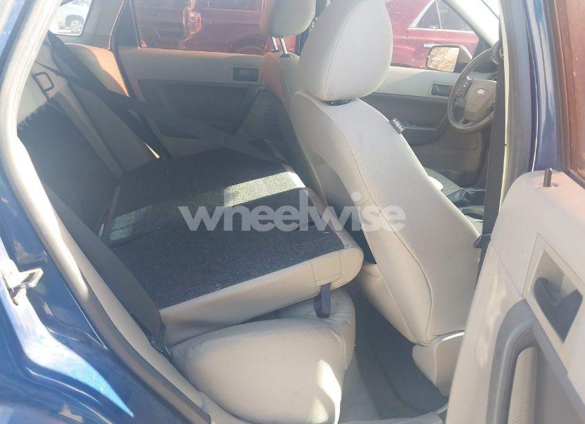 Photo 8 of 2008 Ford Focus SE/SES (VIN 1FAHP35N28W217875)