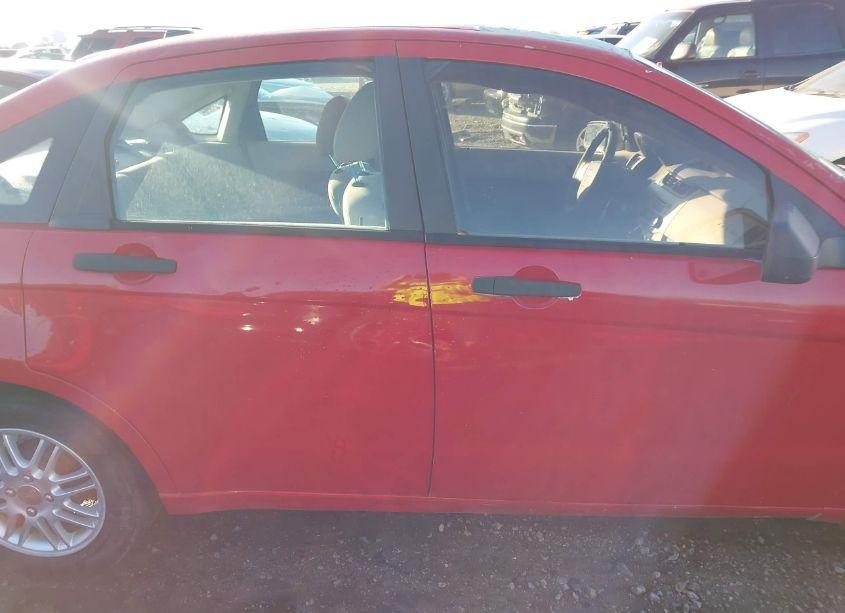Photo 13 of 2008 Ford Focus SE/SES (VIN 1FAHP35N28W264498)