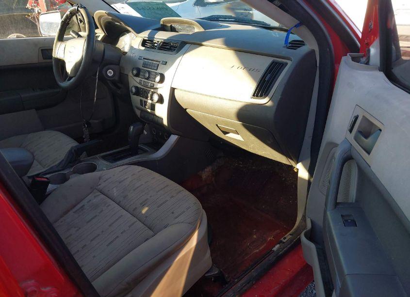 Photo 5 of 2008 Ford Focus SE/SES (VIN 1FAHP35N28W264498)