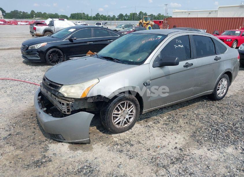 Photo 2 of 2008 Ford Focus SE/SES (VIN 1FAHP35N28W279986)
