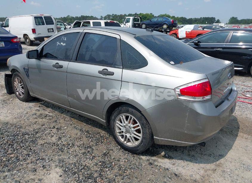 Photo 3 of 2008 Ford Focus SE/SES (VIN 1FAHP35N28W279986)