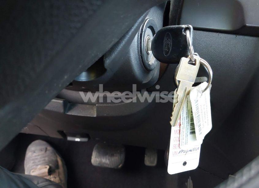 Photo 11 of 2008 Ford Focus SE/SES (VIN 1FAHP35N28W294472)