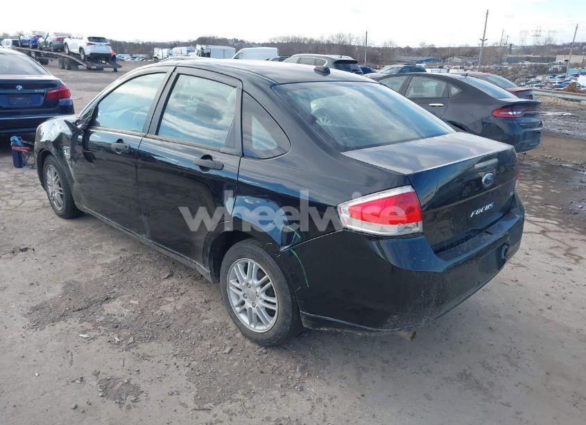 Photo 3 of 2008 Ford Focus SE/SES (VIN 1FAHP35N28W294472)
