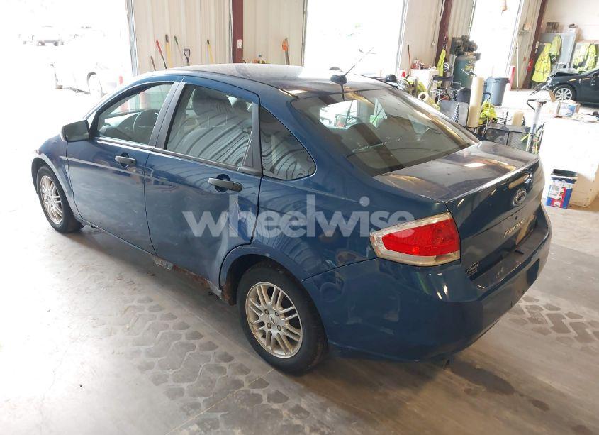 Photo 3 of 2009 Ford Focus SE (VIN 1FAHP35N29W110634)