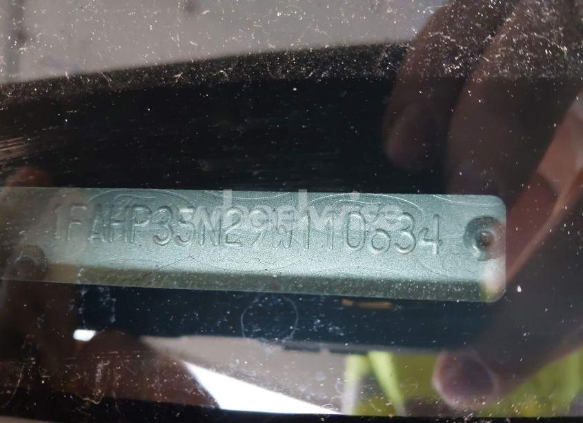 Photo 9 of 2009 Ford Focus SE (VIN 1FAHP35N29W110634)