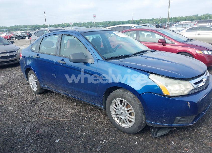 2009 Ford Focus SE (VIN 1FAHP35N29W165083) main photo