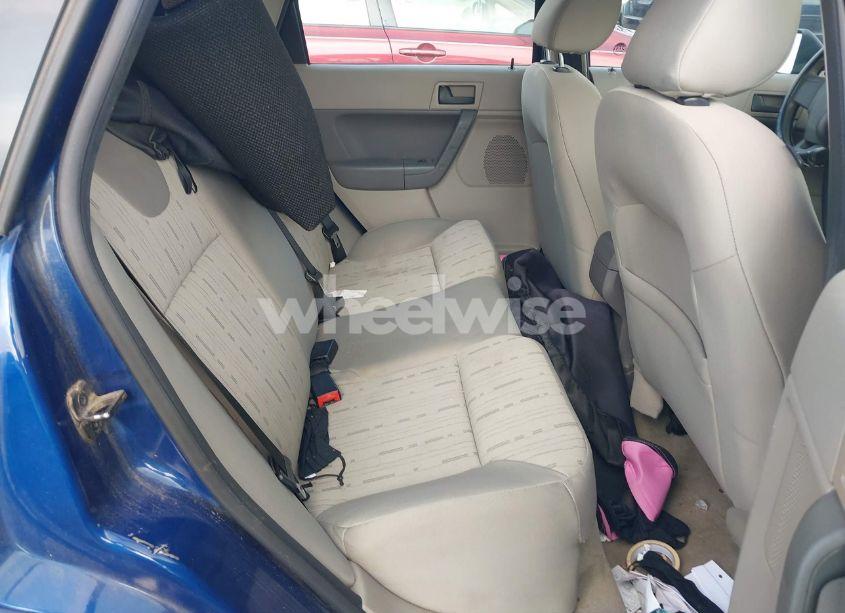 Photo 8 of 2009 Ford Focus SE (VIN 1FAHP35N29W165083)