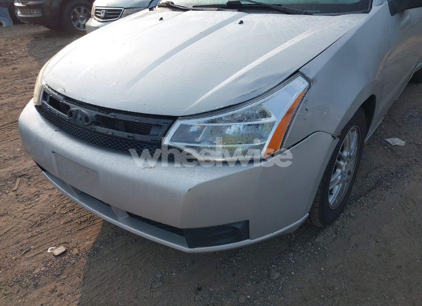 Photo 6 of 2009 Ford Focus SE (VIN 1FAHP35N29W195796)