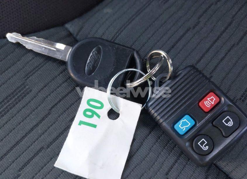 Photo 11 of 2009 Ford Focus SE (VIN 1FAHP35N29W246035)