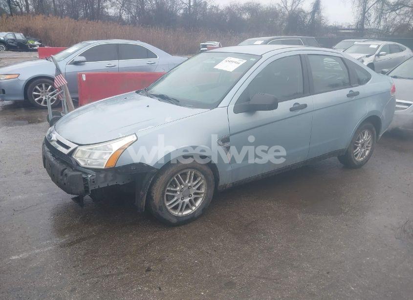Photo 2 of 2008 Ford Focus SE (VIN 1FAHP35N38W125237)