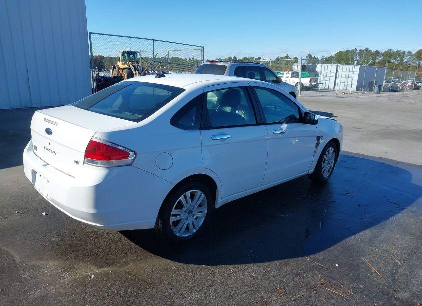 Photo 4 of 2008 Ford Focus SE (VIN 1FAHP35N38W185129)