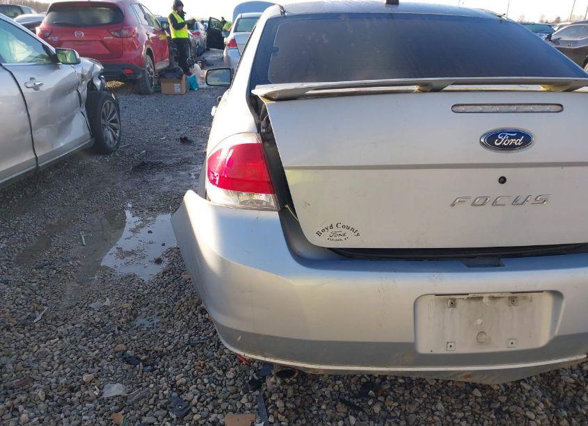 Photo 3 of 2008 Ford Focus SE/SES (VIN 1FAHP35N38W205007)