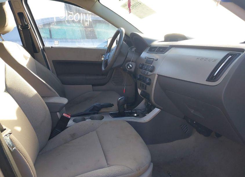 Photo 5 of 2008 Ford Focus SE/SES (VIN 1FAHP35N38W205007)