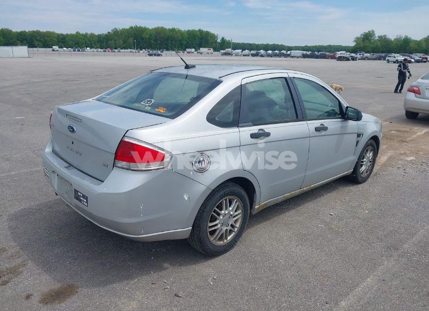 Photo 4 of 2008 Ford Focus SE (VIN 1FAHP35N38W218761)