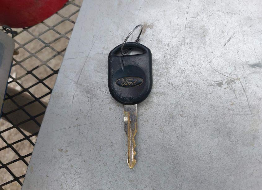 Photo 11 of 2008 Ford Focus SE/SES (VIN 1FAHP35N38W225788)