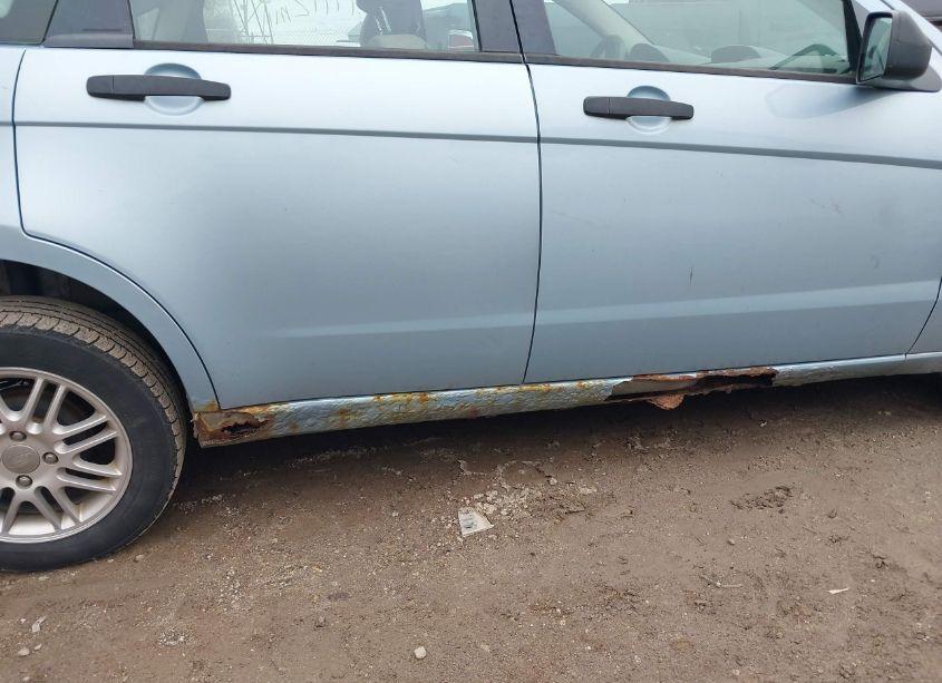 Photo 13 of 2008 Ford Focus SE/SES (VIN 1FAHP35N38W225788)