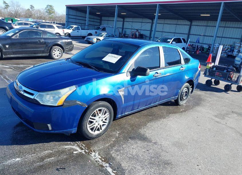 Photo 2 of 2008 Ford Focus SE (VIN 1FAHP35N38W226181)