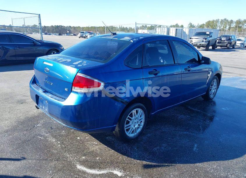 Photo 4 of 2008 Ford Focus SE (VIN 1FAHP35N38W226181)